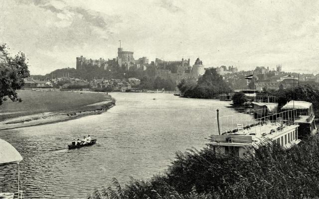 Old photo of Windsor Castle in England